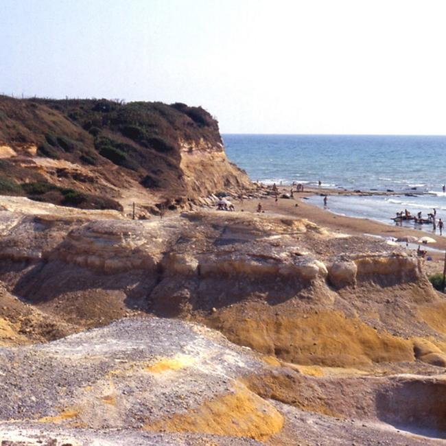 Tor Caldara (zona solfatare e fossi)