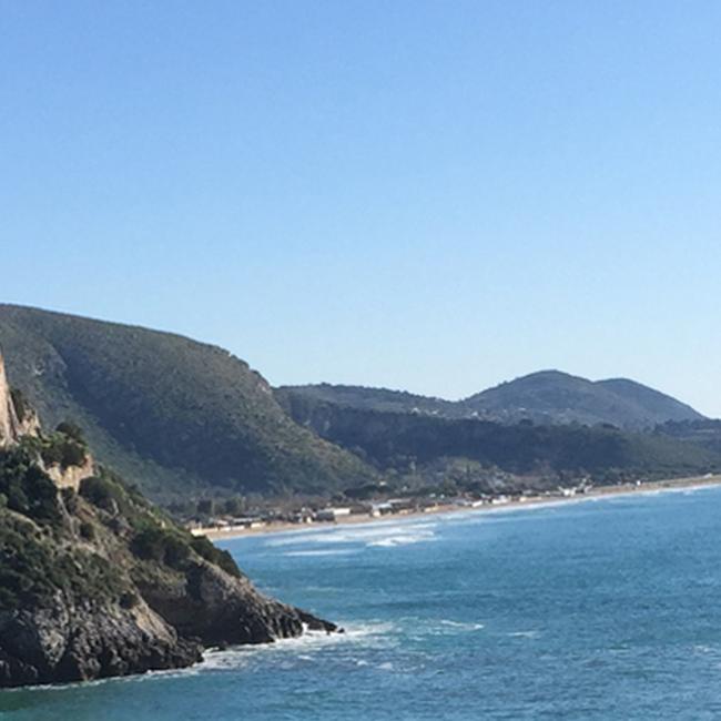 Costa rocciosa tra Sperlonga e Gaeta