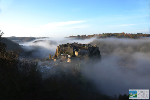Calcata vista da Capomandro - foto Marcello Lorenzi