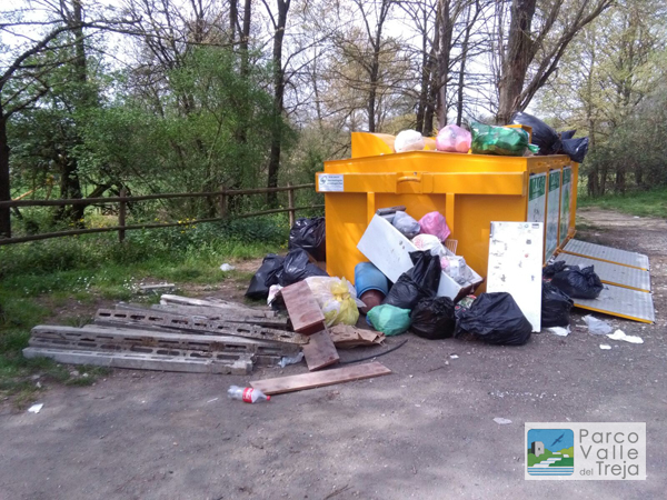 L'isola ecologica mobile di Monte Gelato - foto archivio Comune di Mazzano