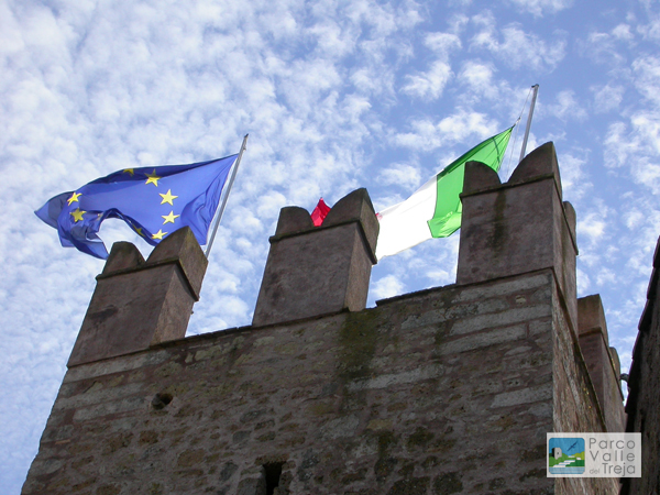 La torre del Palazzo Baronale degli Anguillara a Calcata - foto Archivio Parco