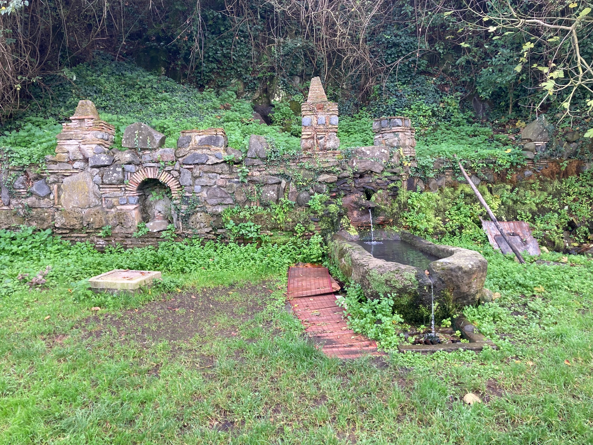 SENTIERO CAI 177A – FONTANA PAPA LEONE – LAGHETTO DI MONTEROSI