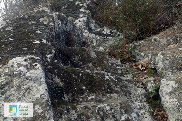 Antica scala falisca presso il sito de La Rocchetta - foto Archivio Parco