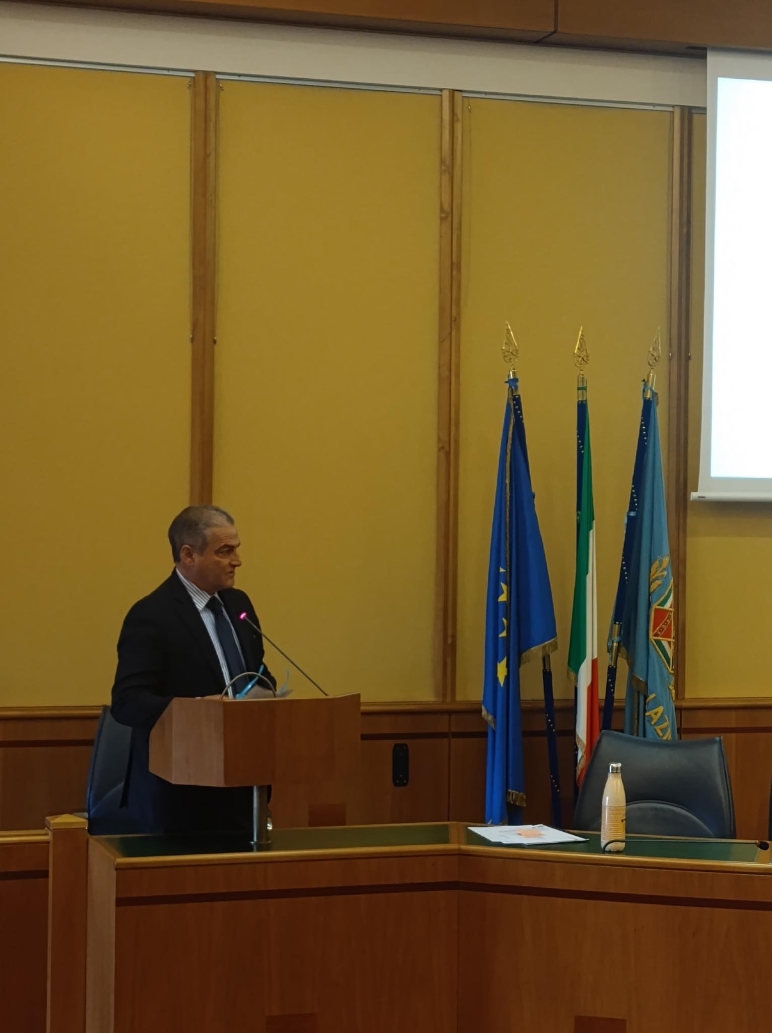 CONFRONTO IN REGIONE SULLA TUTELA DEI LAGHI: COME CONTRASTARE I RISCHI DI DEGRADO