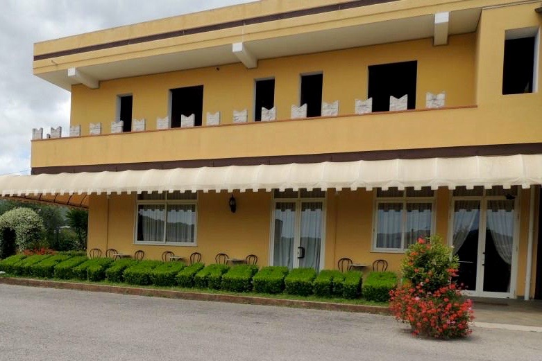 Alla Corte di Re Bomba