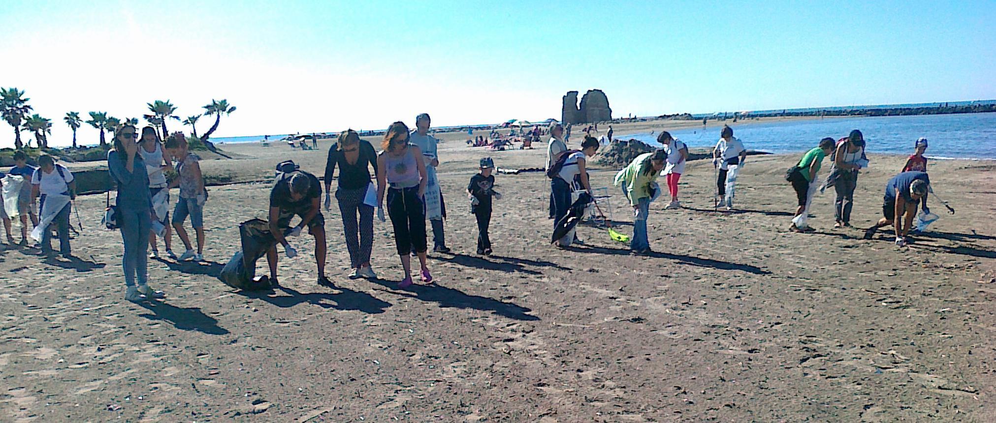 Plastic blitz alla Palude di Torre Flavia