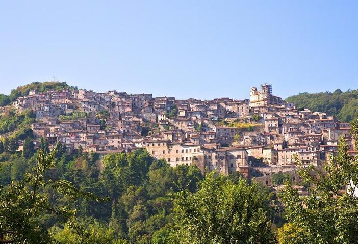 Artena