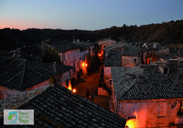 Calcata al tramonto - foto Archivio Parco