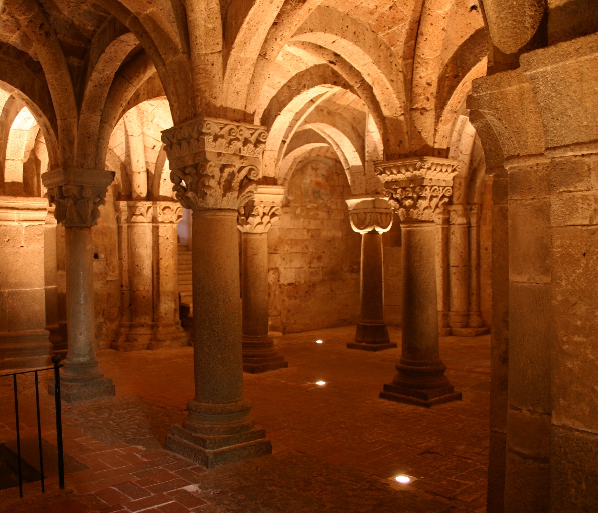 Cripta Basilica Santo Sepolcro