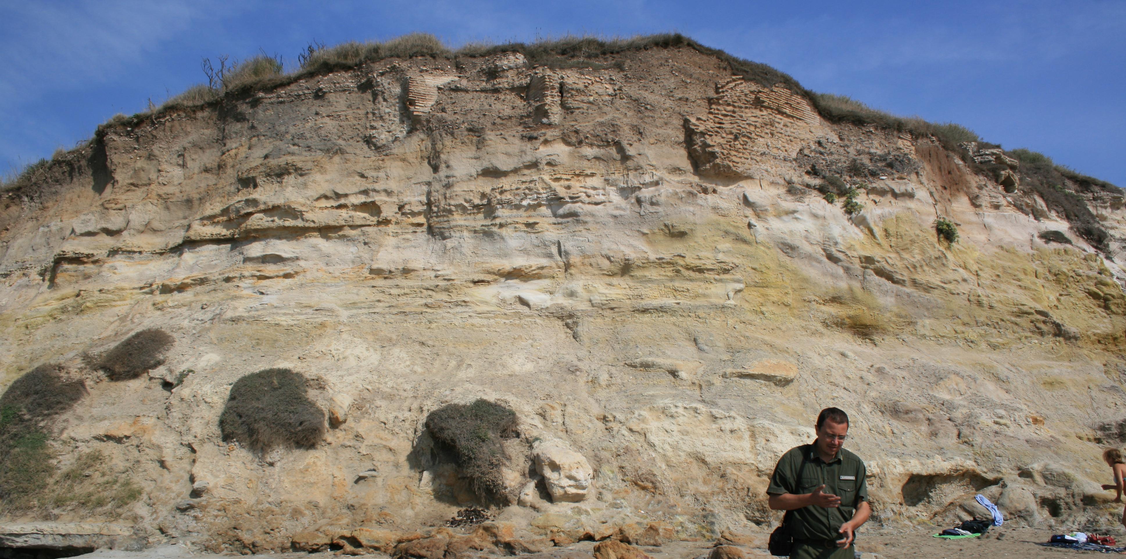 Scogliera della Riserva di Tor Caldara