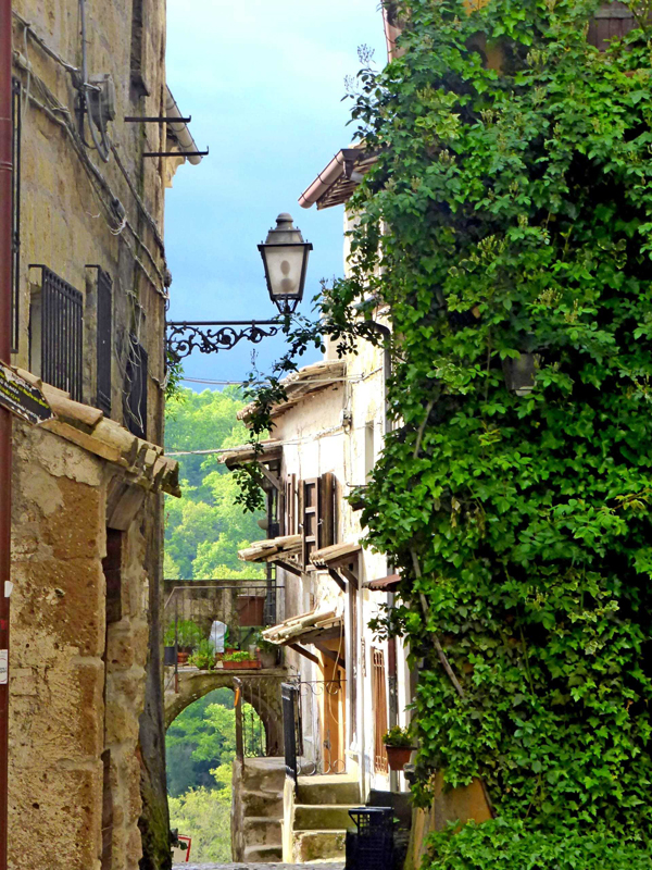 Vicoli di Calcata - foto Paola Scarsi