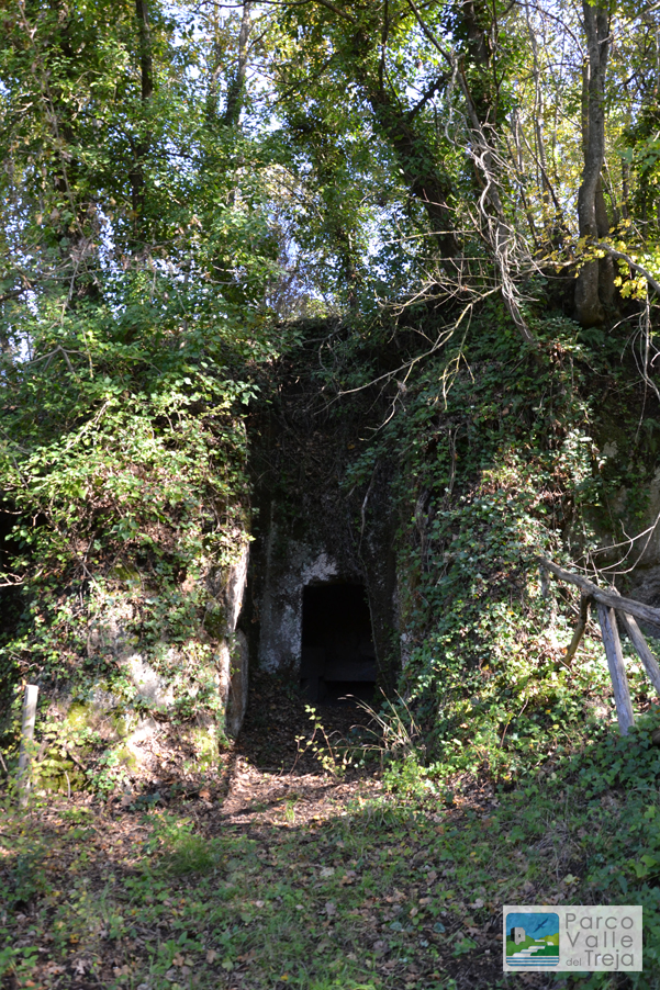 Tomba falisca a camera presso Pizzopiede nel Parco Valle del Treja - foto Archivio Parco