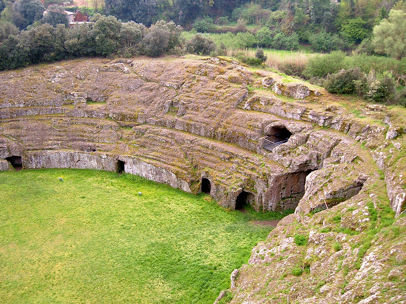 Meraviglie della Tuscia: tra storia, archeologia e natura nell'Antichissima Città di Sutri - TESORI NATURALI 2025