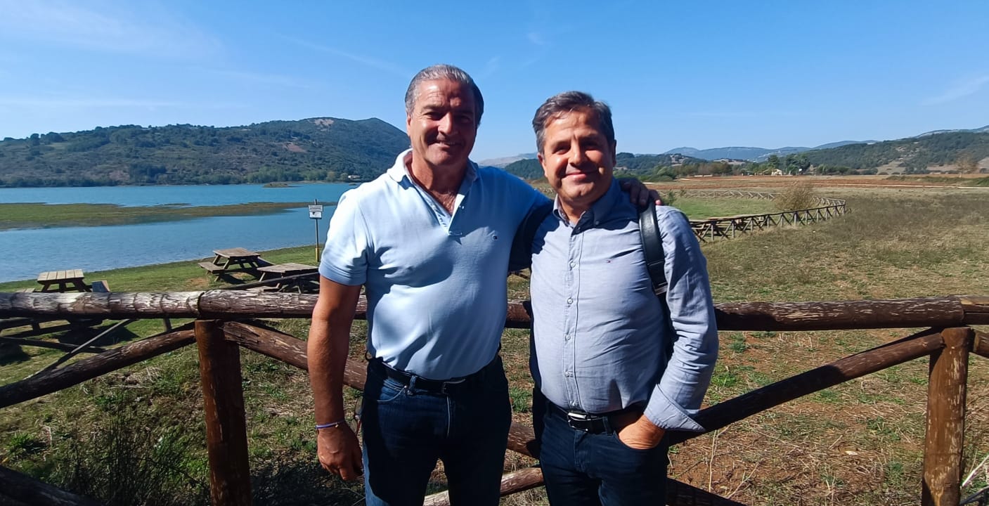 Il nuovo Commissario Giuseppe Incocciati, insieme a Lucio De Filippis, Direttore dell'Ente Parco Monti Ausoni e Lago di Fondi 